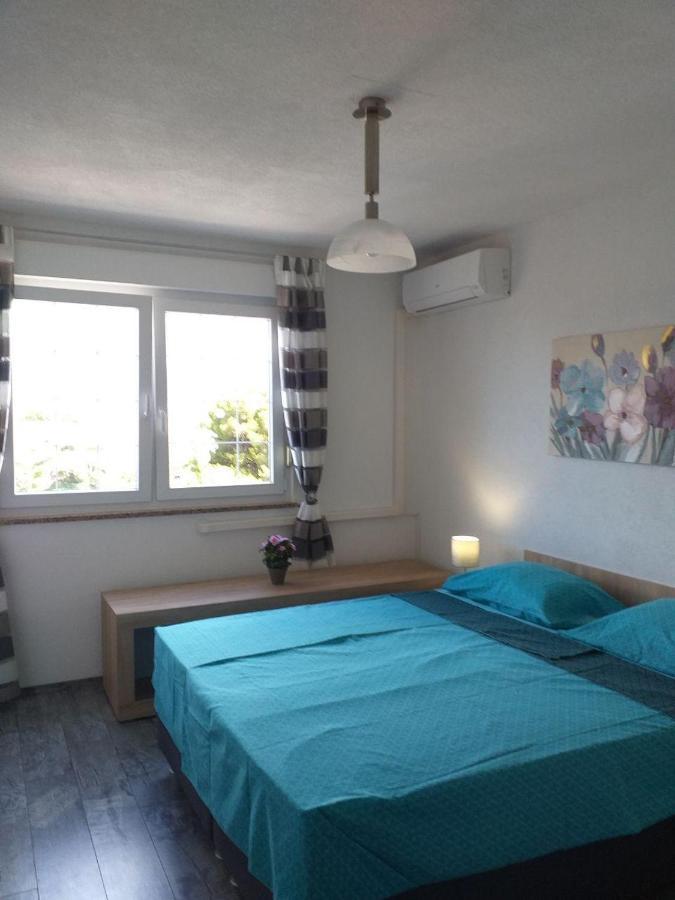 Appartement Popovic à Pula Extérieur photo